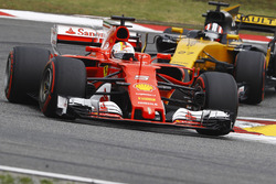Себастьян Феттель, Ferrari SF70H, Ніко Хюлькенберг, Renault Sport F1 Team RS17