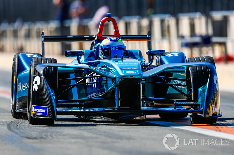 №68. <img src="https://cdn-8.motorsport.com/static/img/cfp/0/0/0/100/108/s3/italy-2.jpg" alt="" width="20" height="12" /> Лука Филиппи, NIO Formula E Team