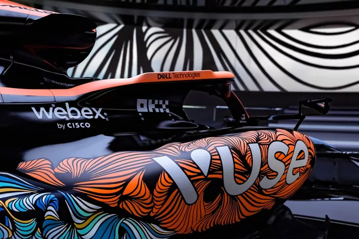 Dettaglio della livrea McLaren MCL36