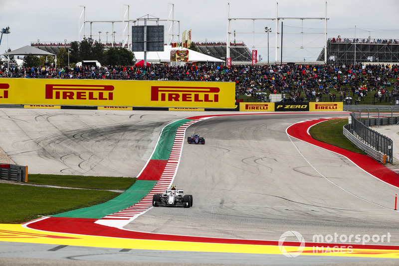 Charles Leclerc, Sauber C37, Pierre Gasly, Scuderia Toro Rosso STR13