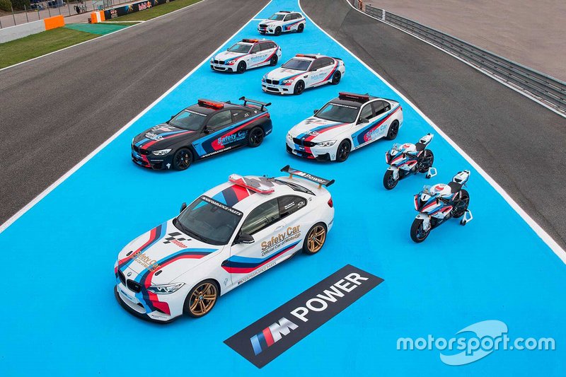 Deretan kendaraan pendukung BMW di MotoGP