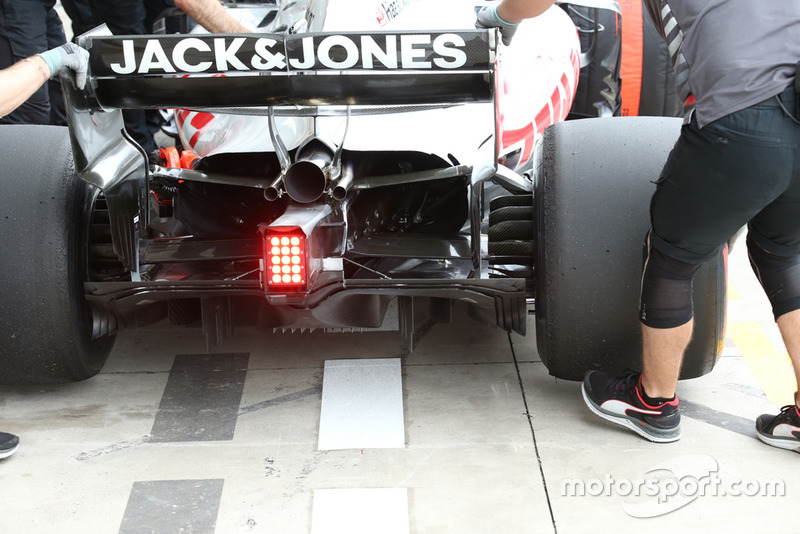 Detalle del difusor del Haas F1 Team VF-18