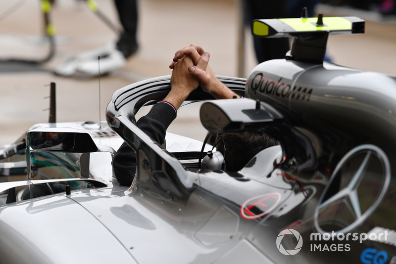 Entraînement aux arrêts aux stands chez Mercedes AMG F1