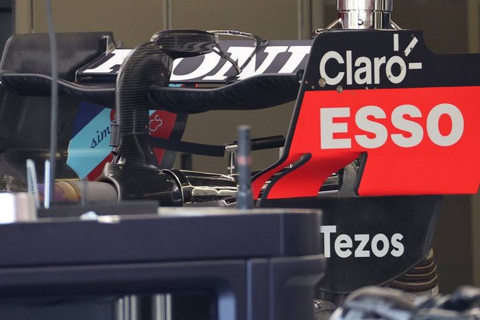 Detalle del alerón trasero del Red Bull Racing RB16B
