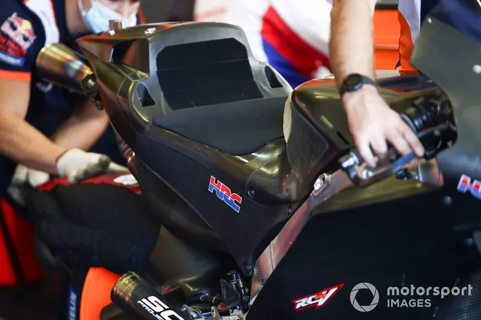 Detalle de la moto Honda MotoGP