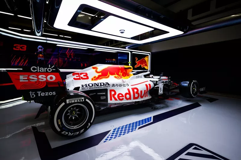 Decoración especial del Red Bull Racing RB16B para el GP de Turquía