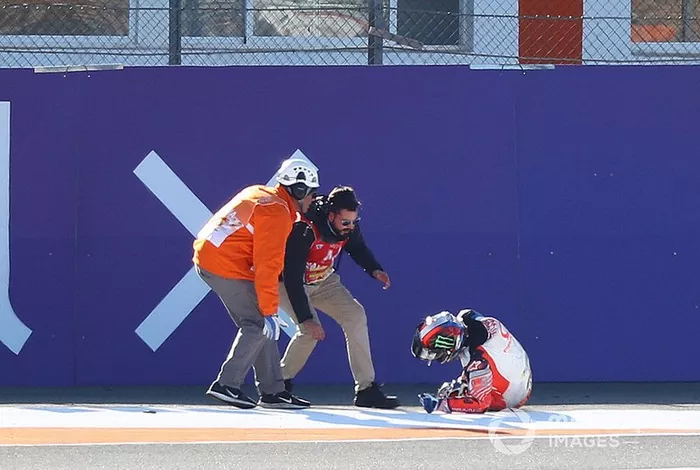 Francesco Bagnaia, Pramac Racing después de la caída