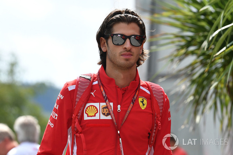 Antonio Giovinazzi, Ferrari