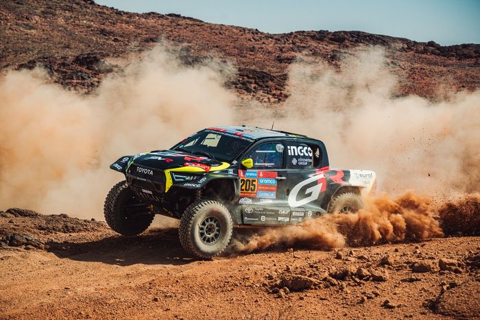 #205 Toyota Gazoo Racing Toyota: Guy David Botterill, Dennis Murphy