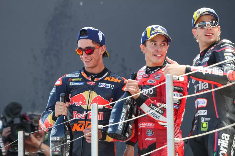 Pedro Acosta, Red Bull KTM Factory Racing, Marco Bezzecchi, Aprilia Racing, Marc Marquez, Ducati Team