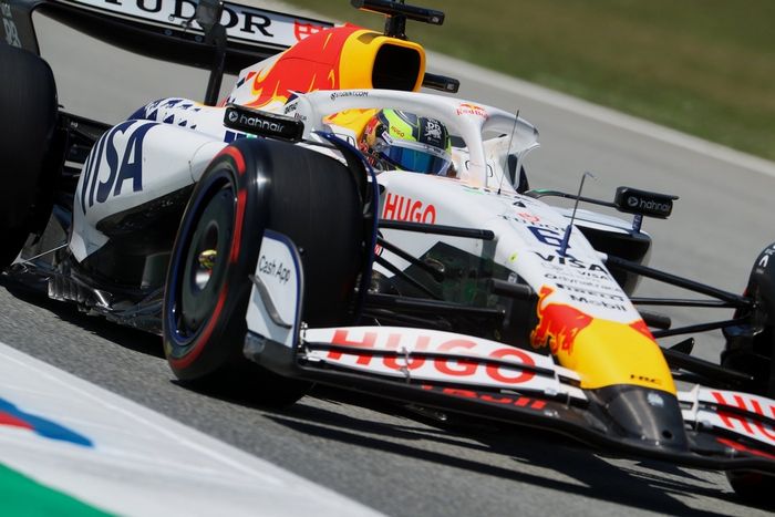 Isack Hadjar, Equipo Racing Bulls