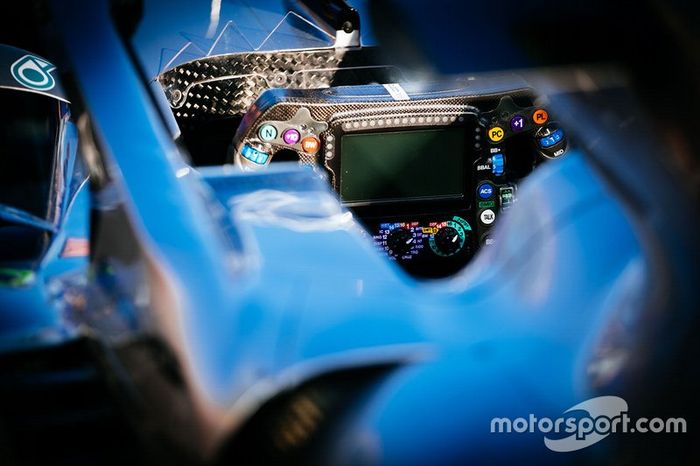 Mercedes AMG F1 W10, detalle del volante de Valtteri Bottas