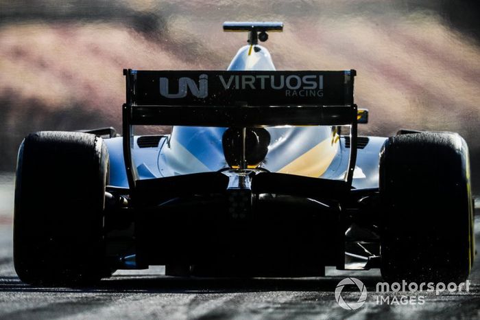 Guanyu Zhou, UNI VIRTUOSI 