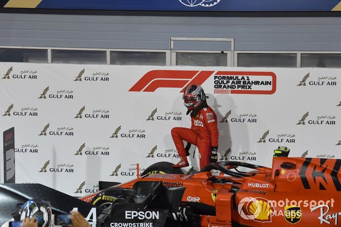Charles Leclerc, Ferrari, 3° classificato, nel parco chiuso