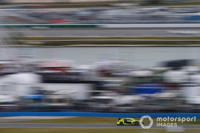 #14 AIM Vasser Sullivan Lexus RC F GT3, GTD: Richard Heistand, Jack Hawksworth, Austin Cindric, Nick Cassidy