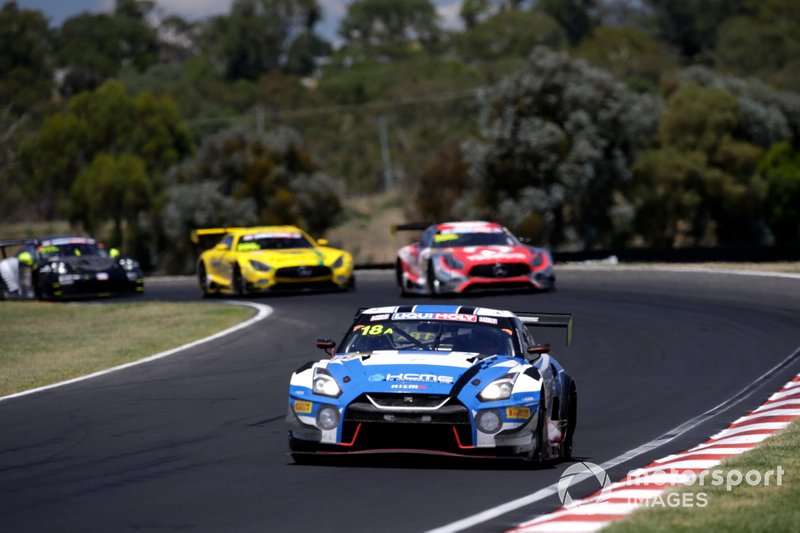 #18 KCMG Nissan GT-R Nismo GT3: Alexandre Imperatori, Oliver Jarvis, Edoardo Liberati