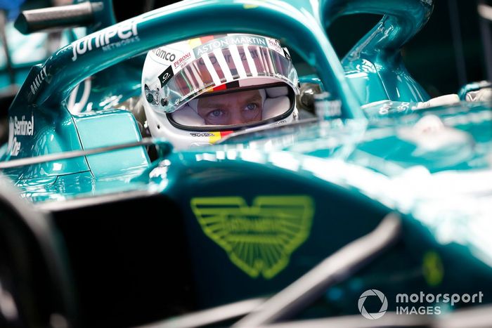 Sebastian Vettel, Aston Martin AMR22