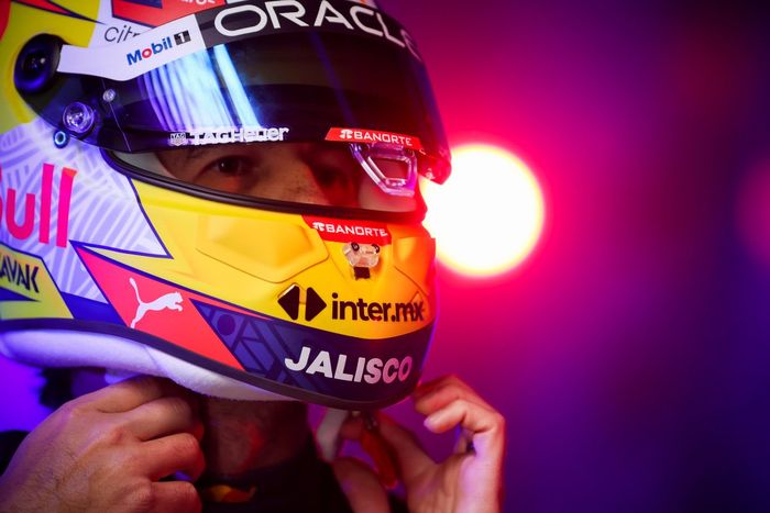 Casco de Sergio Pérez, Red Bull Racing