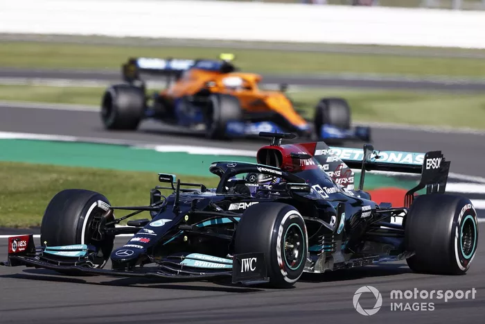 Lewis Hamilton, Mercedes W12