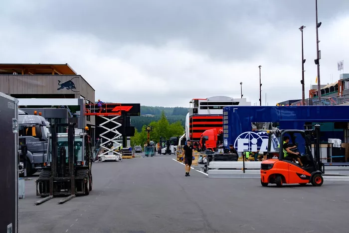 Paddock voorbereiding
