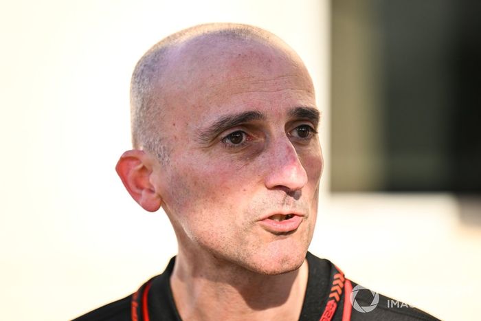 Andrea De Zordo, Director Técnico de Haas F1 Team, habla con los medios de comunicación