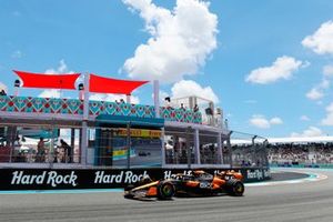 Oscar Piastri, McLaren MCL38