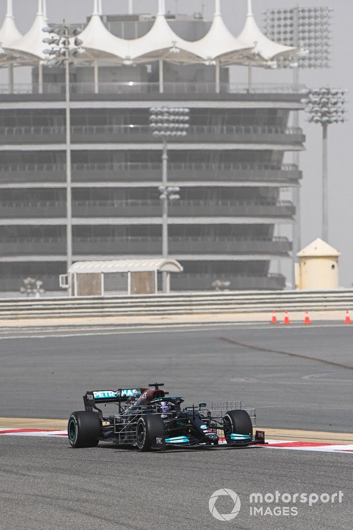 Lewis Hamilton, Mercedes W12 