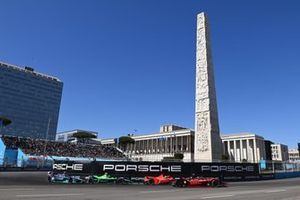 ماكسيميليان غونتر، نيسان إي.دامس وأليكسندر سيمز، ماهيندرا ريسينغ ونيك كاسيدي، إنفيجن ريسينغ


