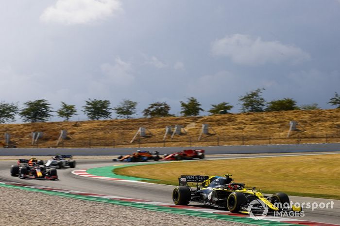 Esteban Ocon, Renault F1 Team R.S.20, Alex Albon, Red Bull Racing RB16, Pierre Gasly, AlphaTauri AT01