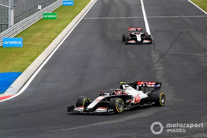 Kevin Magnussen, Haas VF-20, Romain Grosjean, Haas VF-20