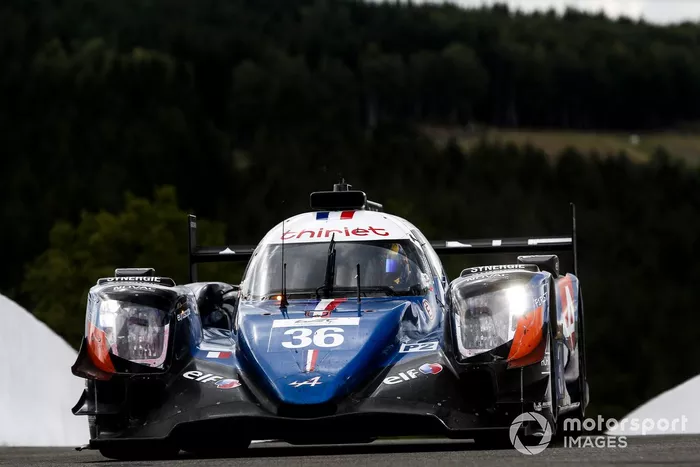 #36 Signatech Alpine Matmut Alpine A470: Thomas Laurent, André Negrão, Pierre Ragues 