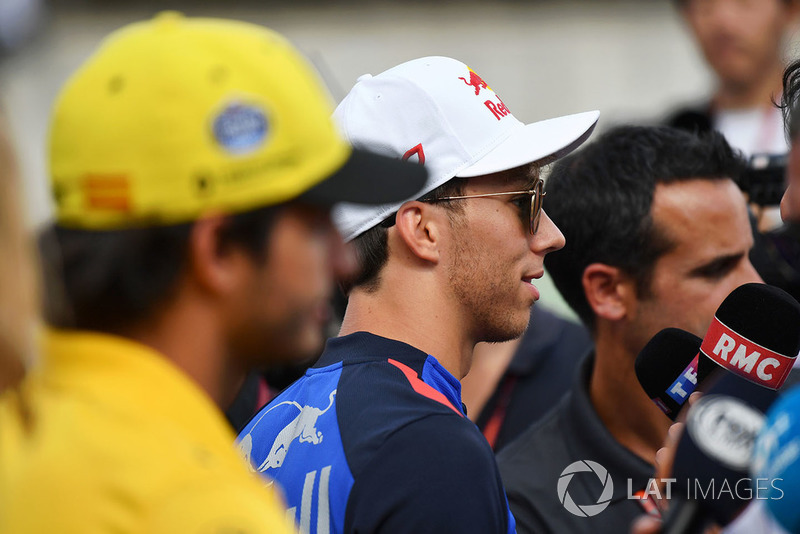 Pierre Gasly, Scuderia Toro Rosso Toro Rosso talks with the media
