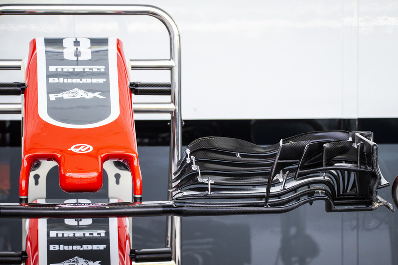 Detalle del morro del VF-18 de Haas