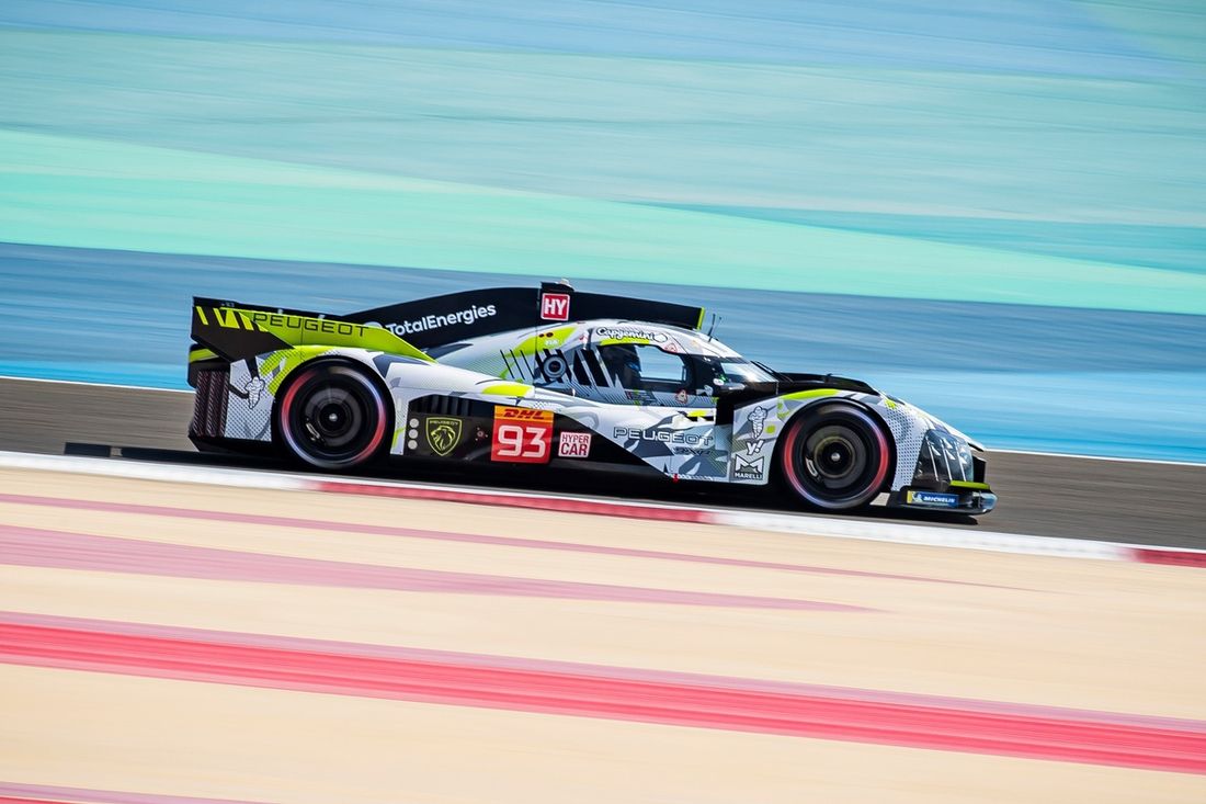 #93 Peugeot Totalenergies Peugeot 9X8: Mikkel Jensen, Nico Muller, Jean-Eric Vergne