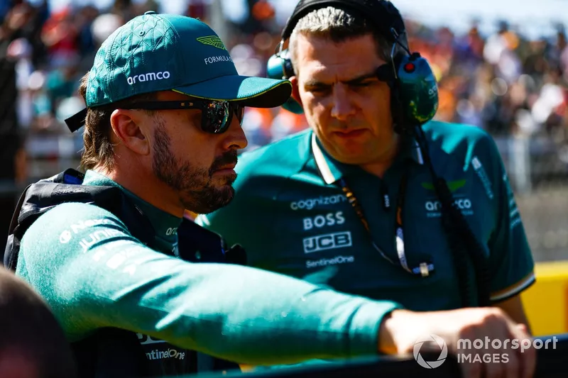 Fernando Alonso, Aston Martin F1 Team, on the grid