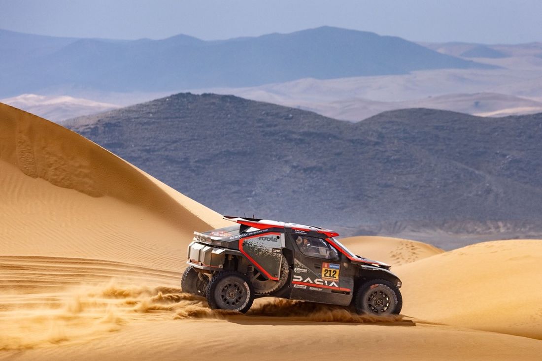 #212 Dacia Sandriders Dacia: Cristina Gutierrez, Pablo Moreno