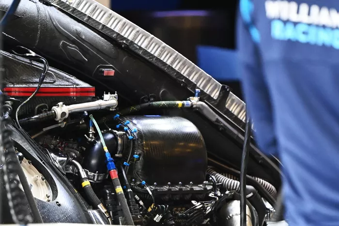 Detalle del Williams FW44