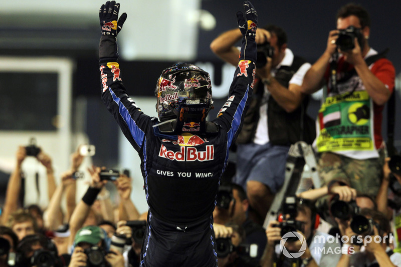 Sebastian Vettel, Red Bull Racing RB6 celebrates becoming 2010 world champion