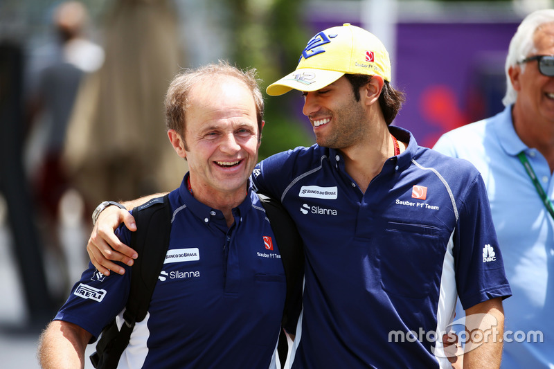 Felipe Nasr, Sauber F1 Team (derecha) con José Lieberer, fisio de Sauber