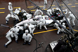 Валттери Боттас, Williams FW38 во время пит-стопа