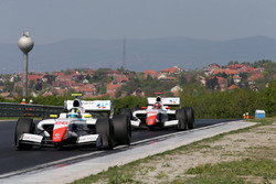 Beitske Visser, Teo Martin Motorsport; Yu Kanamaru, Teo Martin Motorsport