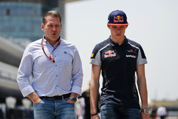 Jos Verstappen, con su hijo Max Verstappen, Scuderia Toro Rosso