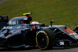 Jenson Button, McLaren MP4-31