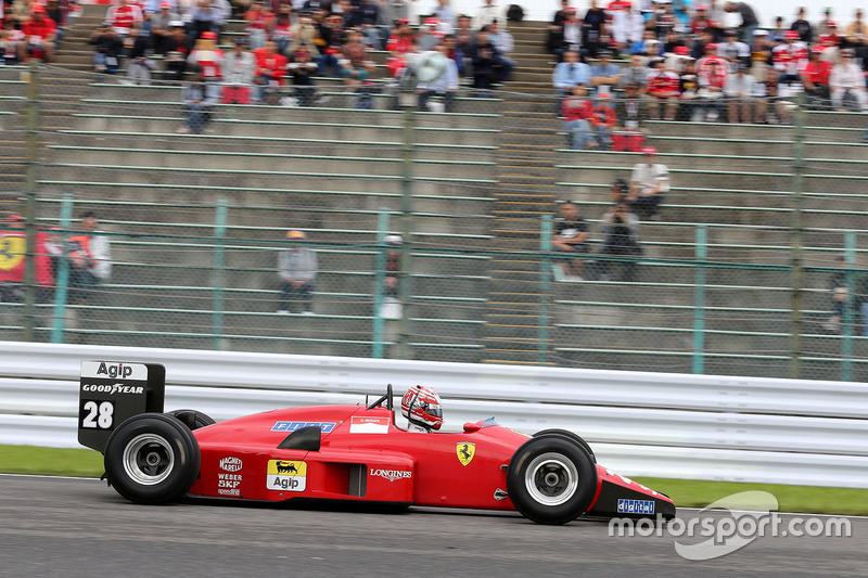 Kazuki Nakajima im Ferrari F1/88C von Gerhard Berger