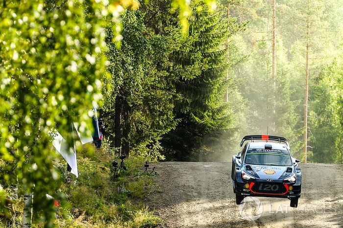Thierry Neuville, Nicolas Gilsoul, Hyundai i20 WRC, Hyundai Motorsport