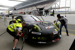 #29 Forch Racing powered by Olimp Porsche 991 GT3 R: Robert Lukas, Marcin Jedlinski, Wolf Henzler, S