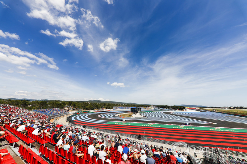 Sergey Sirotkin, Williams FW41, devant Pierre Gasly, Toro Rosso STR13