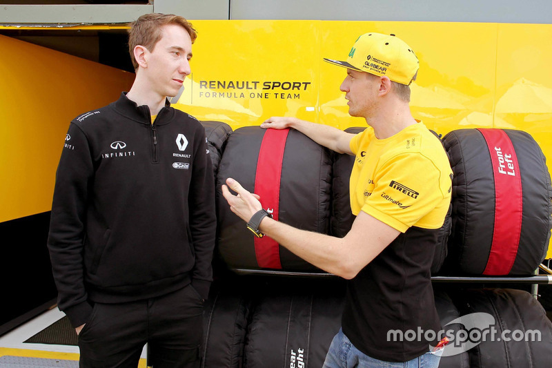 Jaden Partridge, der Gewinner der INFINITI Engineering Academy in Asien-Ozeanien 2016 mit Nico Hülke