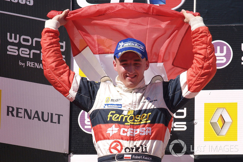 Podio: segundo lugar Robert Kubica, Epsilon Racing