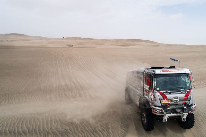 #519 Mayumi Kezuka, Hino Sugawara